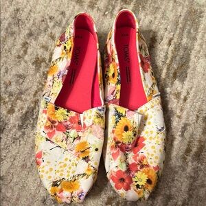 Floral toms EUC